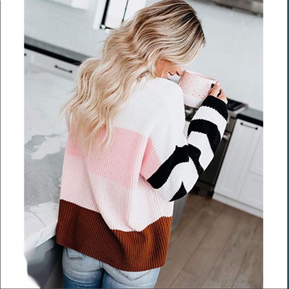 Colorblock Knit Sweater - Picture 5 of 6